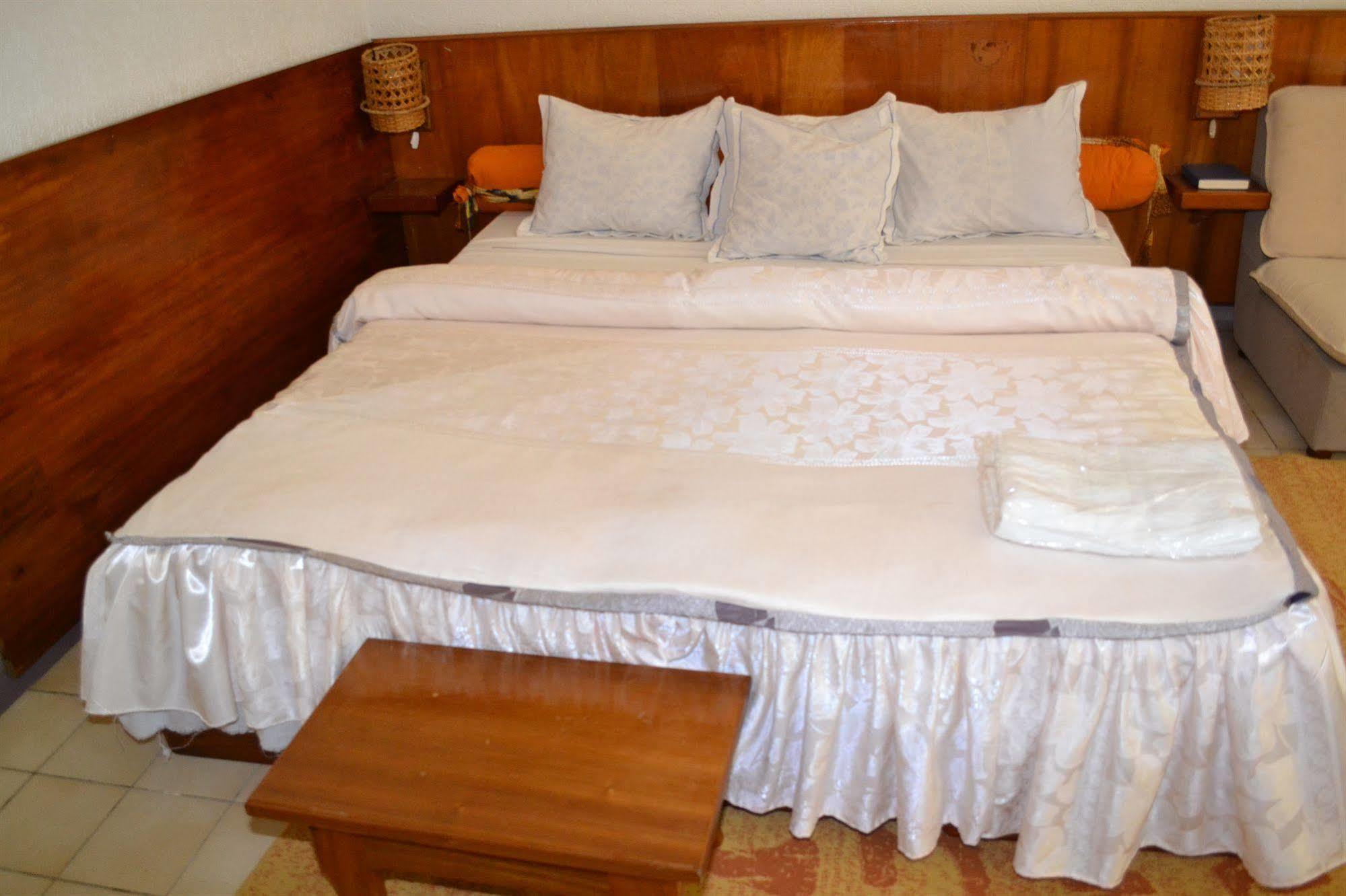 Hotel Framotel คริบี ภายนอก รูปภาพ
